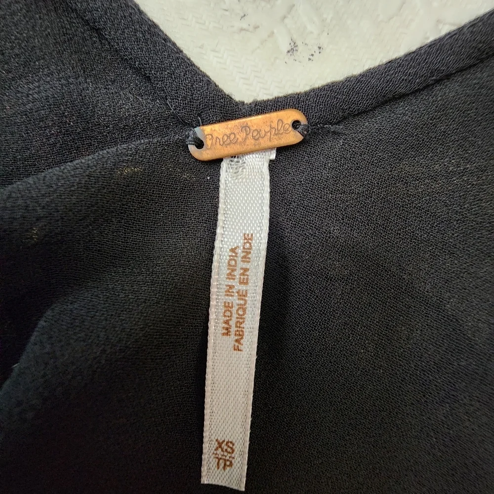 Free People Embroidered Black and Gold Floral Women's Dress Size XS Beaded Mini - Picture 6 of 9